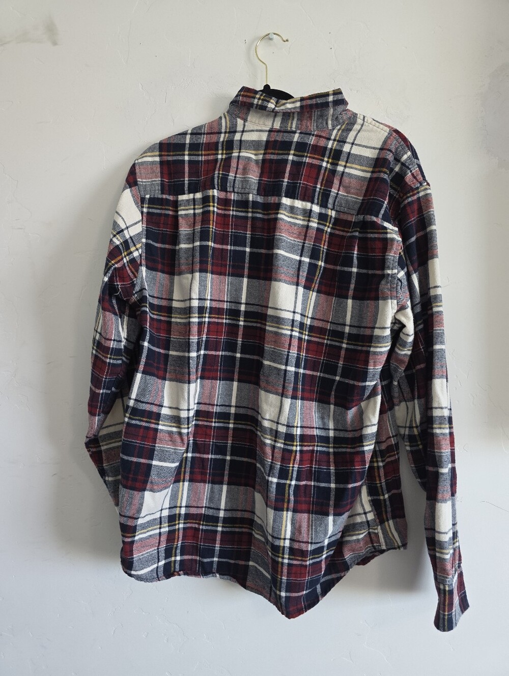 Men's Long-Sleeve Plaid Button-Down Shirt in Red, Navy & White - Picture 3 of 3